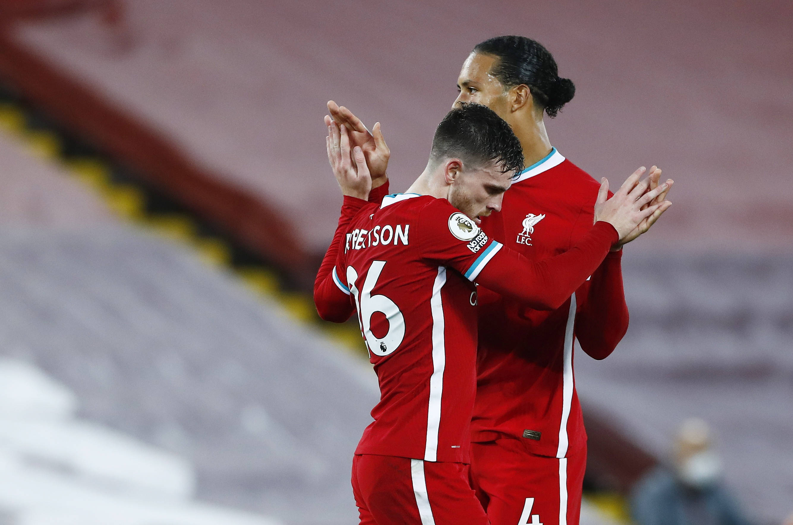 同时展现出 同时展现出