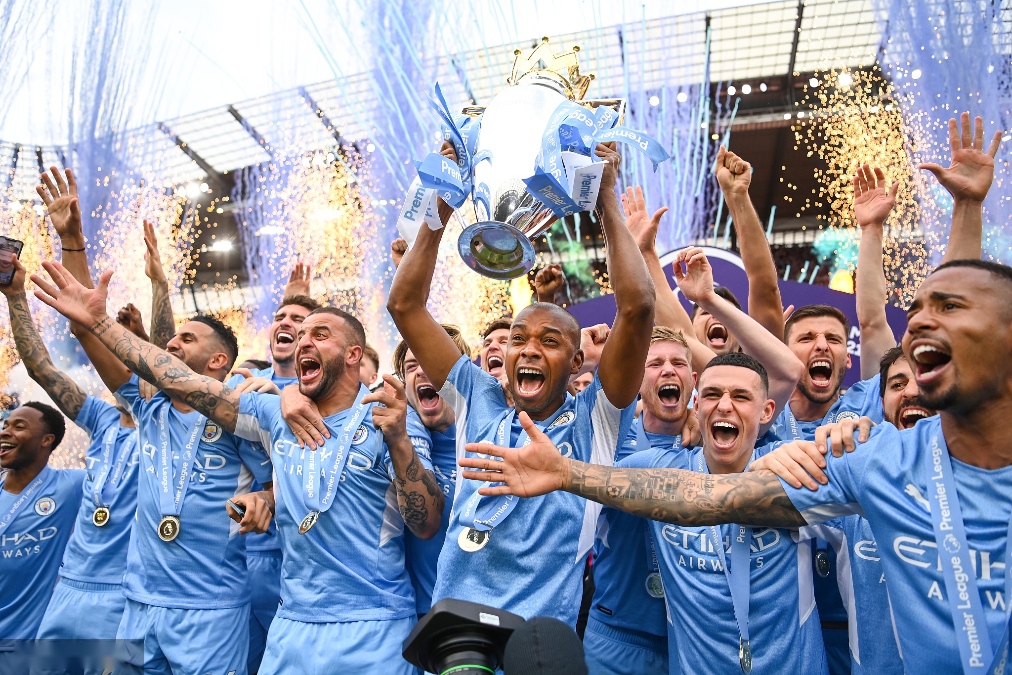 上的亮相 上的亮相